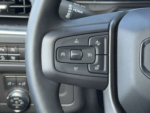 Used 2023 GMC Yukon AT4 w/ Technology Package image 41