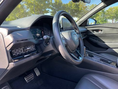 Certified 2025 Honda Accord Sport image 28