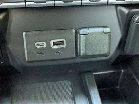 Certified 2022 Chevrolet Silverado 1500 LTZ w/ LTZ Convenience Package II image 19