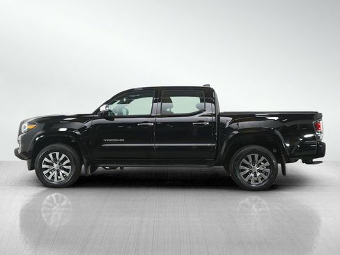 Used 2023 Toyota Tacoma Limited AWD/4WD image 2