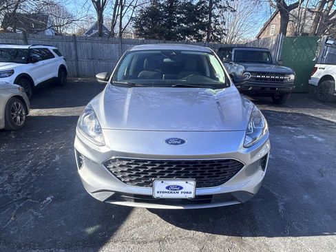 Used 2022 Ford Escape SE w/ Convenience Package AWD/4WD image 2