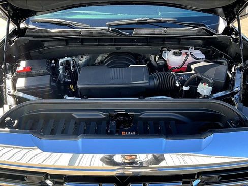 New 2026 GMC Sierra 1500 SLT image 32