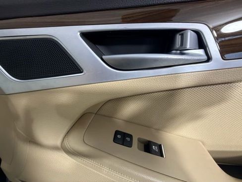 Used 2015 Hyundai Genesis 3.8 w/ Option Group 02 image 35