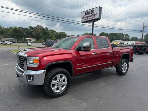 Used 2018 GMC Sierra 2500 SLT w/ Duramax Plus Package AWD/4WD image 1