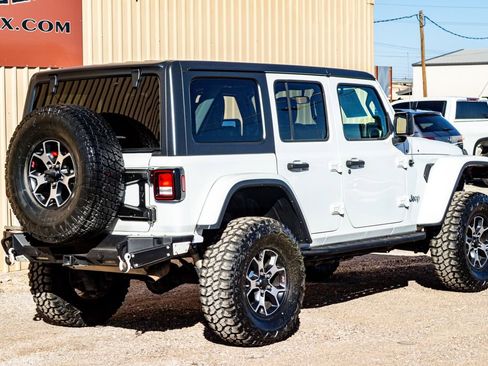 Used 2018 Jeep Wrangler Unlimited Sport S image 3