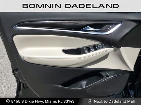 Used 2023 Buick Enclave Essence image 16