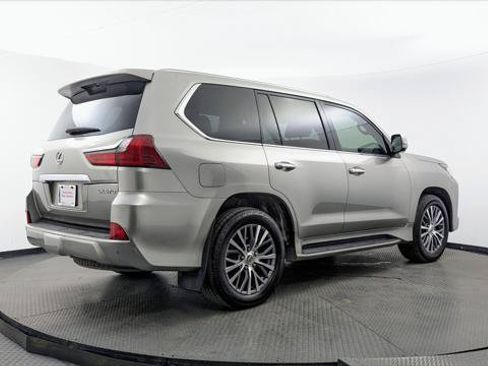 Used 2018 Lexus LX 570 4WD image 8