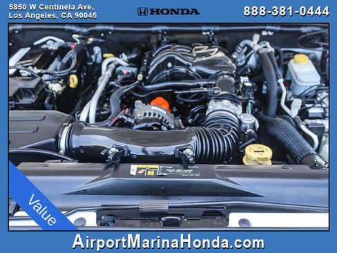 Used 2018 Jeep Wrangler Unlimited Sport S AWD/4WD image 12