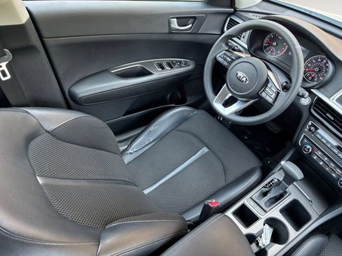 Used 2019 Kia Optima S w/ S Panoramic Sunroof Package FWD image 15