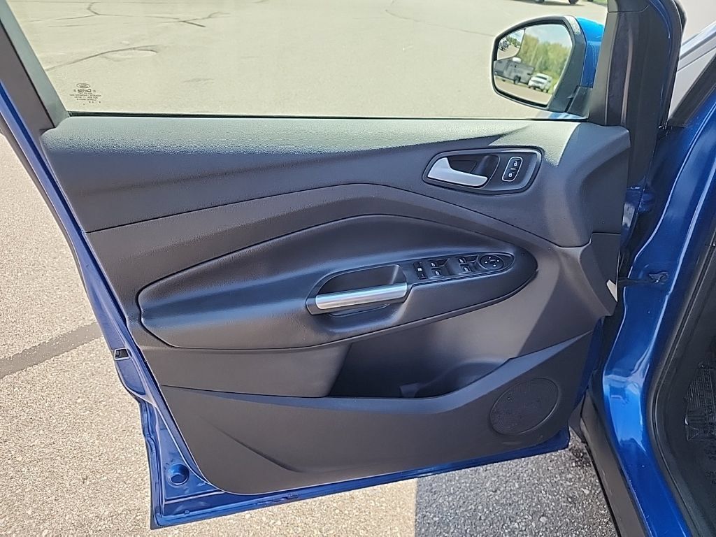 Used 2018 Ford Escape SE AWD/4WD image 8