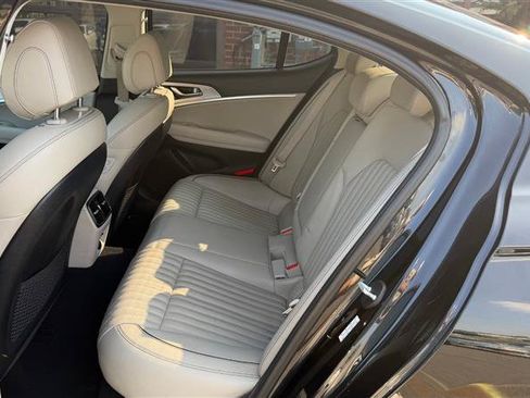 Used 2019 Genesis G70 2.0T Advanced w/ Elite Package RWD image 20