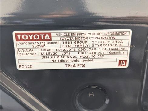 New 2025 Toyota Tacoma TRD Off-Road AWD/4WD image 17