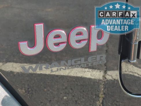 Used 2021 Jeep Wrangler Unlimited Rubicon image 24