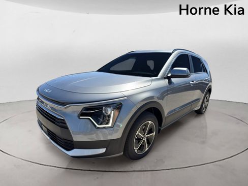 New 2026 Kia Niro EX FWD image 7