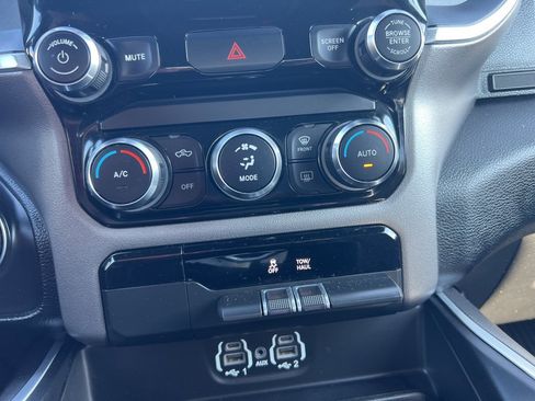 Used 2021 RAM 1500 Big Horn image 20