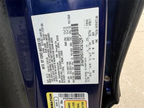 Used 2015 Ford Fusion SE w/ Equipment Group 202A image 28