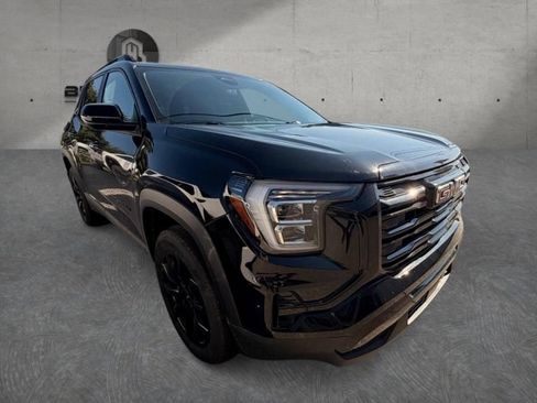 Used 2025 GMC Terrain Elevation w/ Black Edition AWD/4WD image 8