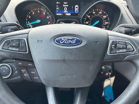 Certified 2018 Ford Escape S FWD image 4