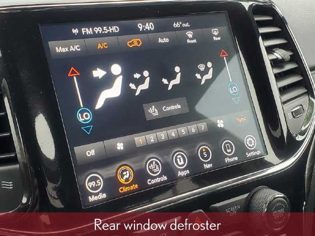 Used 2021 Jeep Grand Cherokee Laredo X AWD/4WD image 19