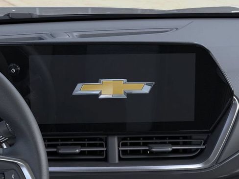 New 2026 Chevrolet Trax ACTIV w/ Sunroof Package FWD image 20