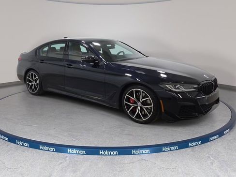 Certified 2023 BMW M550i xDrive w/ Executive Package AWD/4WD image 3