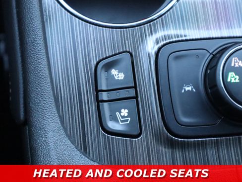 Used 2023 GMC Acadia SLT w/ Elevation Edition image 23