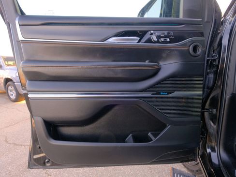 Used 2023 Jeep Grand Wagoneer L Series III w/ Rear Seat Video Group 1 image 27