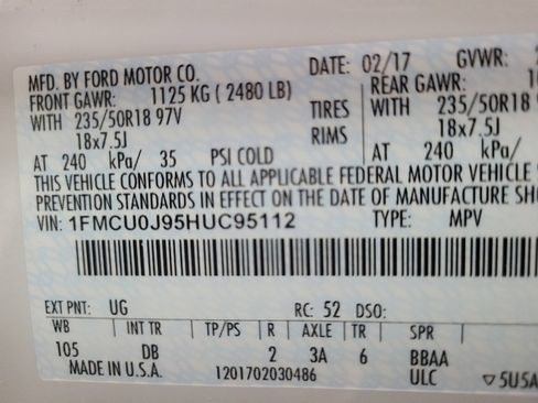 Used 2017 Ford Escape Titanium image 33