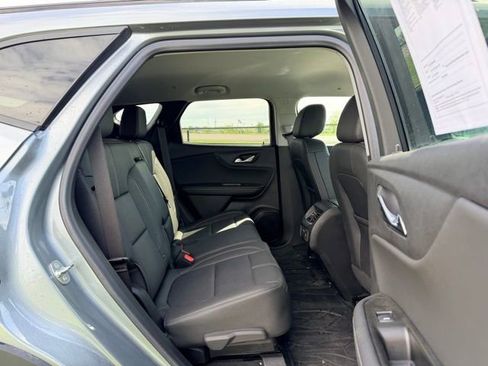 Used 2024 Chevrolet Blazer LT w/ Sound & Technology Package AWD/4WD image 9