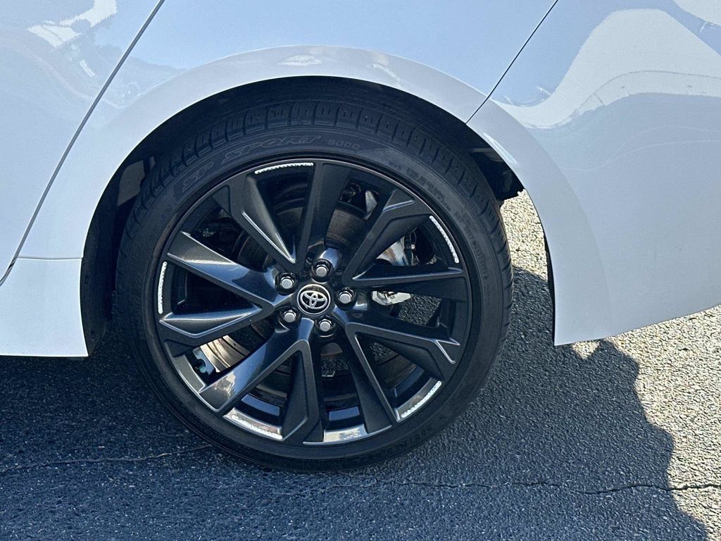 Used 2023 Toyota Corolla SE FWD image 12