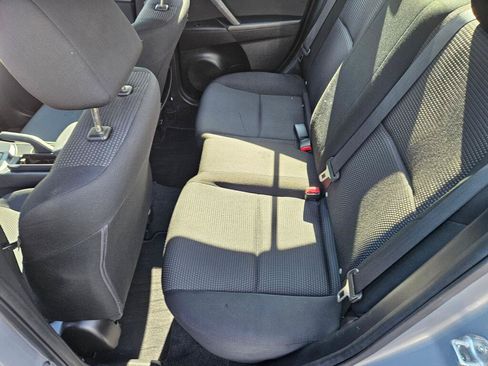 Used 2012 MAZDA MAZDA3 i Sport FWD image 11