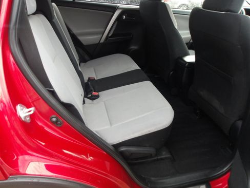 Used 2017 Toyota RAV4 XLE image 8