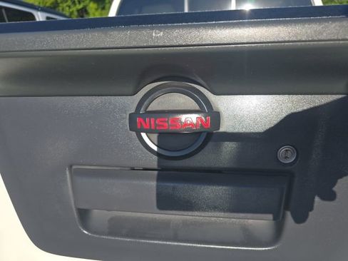 Used 2019 Nissan Frontier SV w/ Value Truck Package RWD image 5