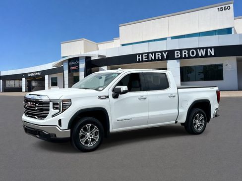 Used 2026 GMC Sierra 1500 SLT AWD/4WD image 1