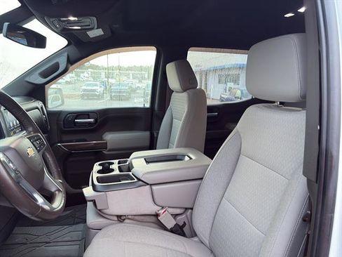 Used 2022 Chevrolet Silverado 1500 LT image 12