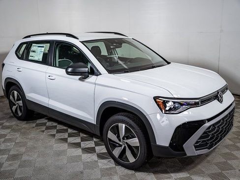 Used 2025 Volkswagen Taos S AWD/4WD image 37