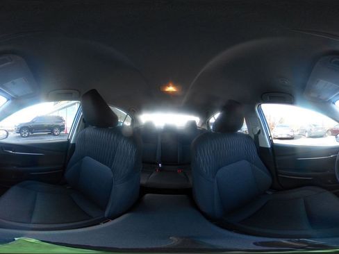 Used 2025 Toyota Camry LE image 41