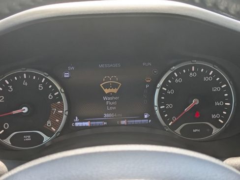 Certified 2022 Jeep Renegade Altitude w/ Convenience Group AWD/4WD image 18