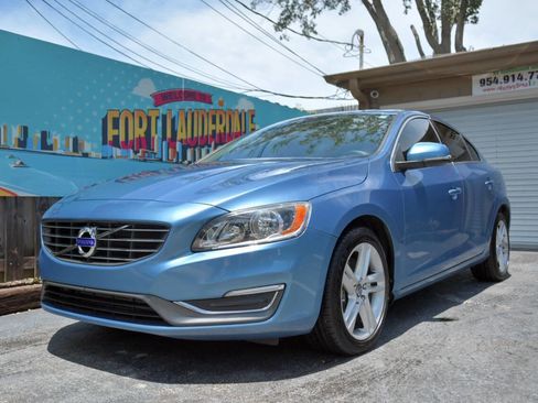 Used 2014 Volvo S60 T5 image 4