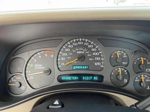 Used 2004 GMC Sierra 2500 SLT AWD/4WD image 33