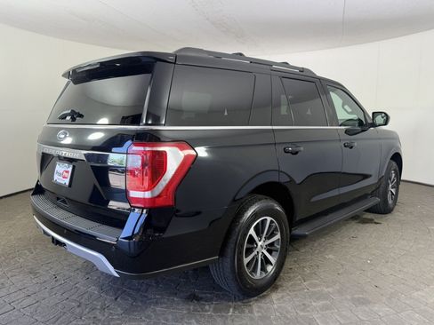 Used 2018 Ford Expedition XLT AWD/4WD image 9