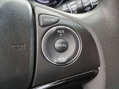 Used 2019 Honda HR-V LX image 21