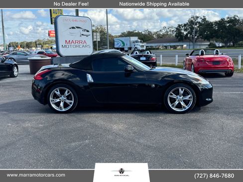 Used 2011 Nissan 370Z Touring w/ Sport Pkg image 3