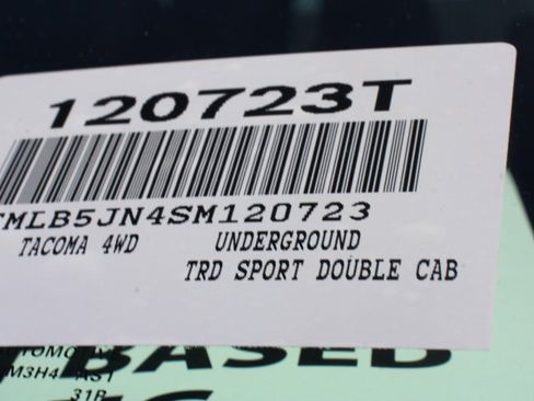 Used 2025 Toyota Tacoma TRD Sport image 29