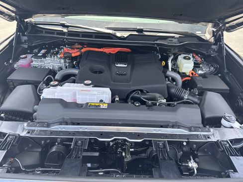 New 2026 Toyota Tundra Platinum AWD/4WD image 41