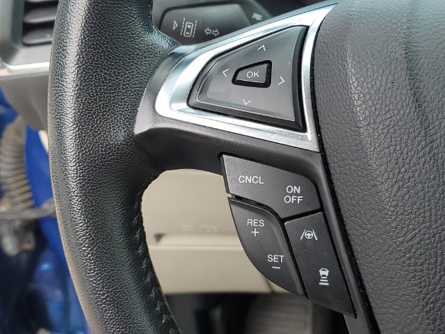 Used 2021 Ford Edge Titanium w/ Equipment Group 301A FWD image 12