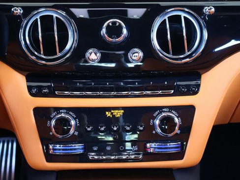 Used 2022 Rolls-Royce Ghost image 20