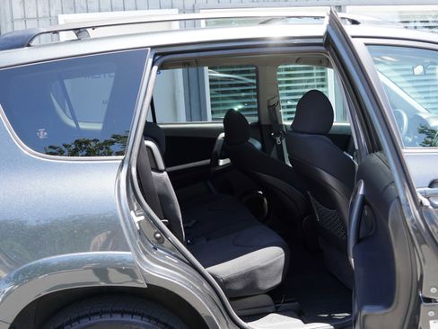 Used 2008 Toyota RAV4 Sport FWD image 25