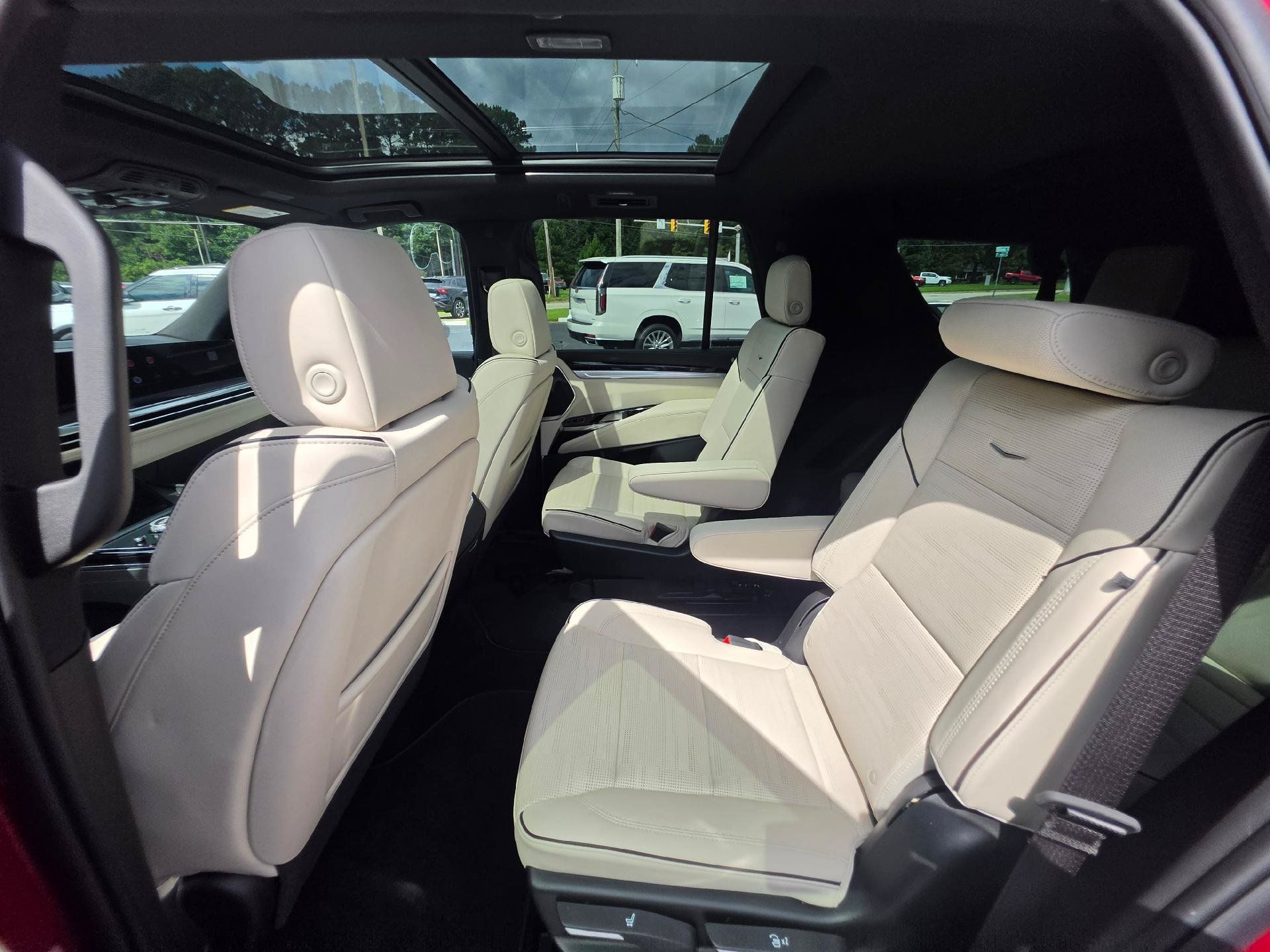 Used 2026 Cadillac Escalade Sport w/ Touring Package AWD/4WD image 10