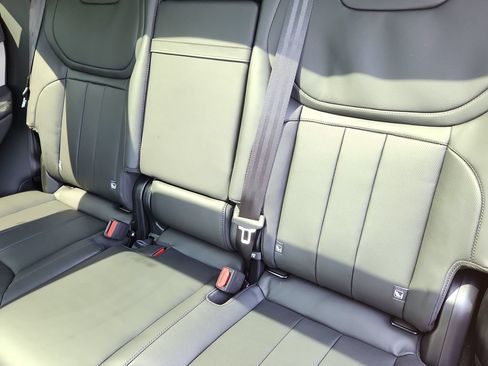 New 2026 Land Rover Range Rover Sport SE AWD/4WD image 25